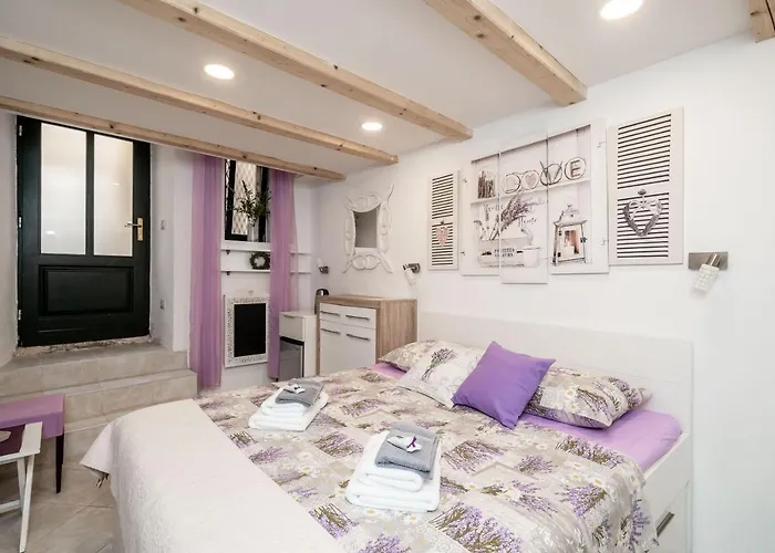 Lavender Room